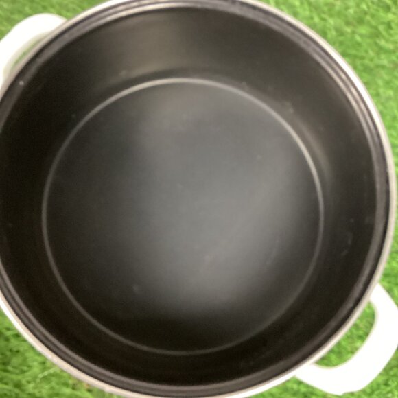 Villeroy & Boch Design NAIF Covered Casserole Pan Pot 8" - Picture 8 of 16